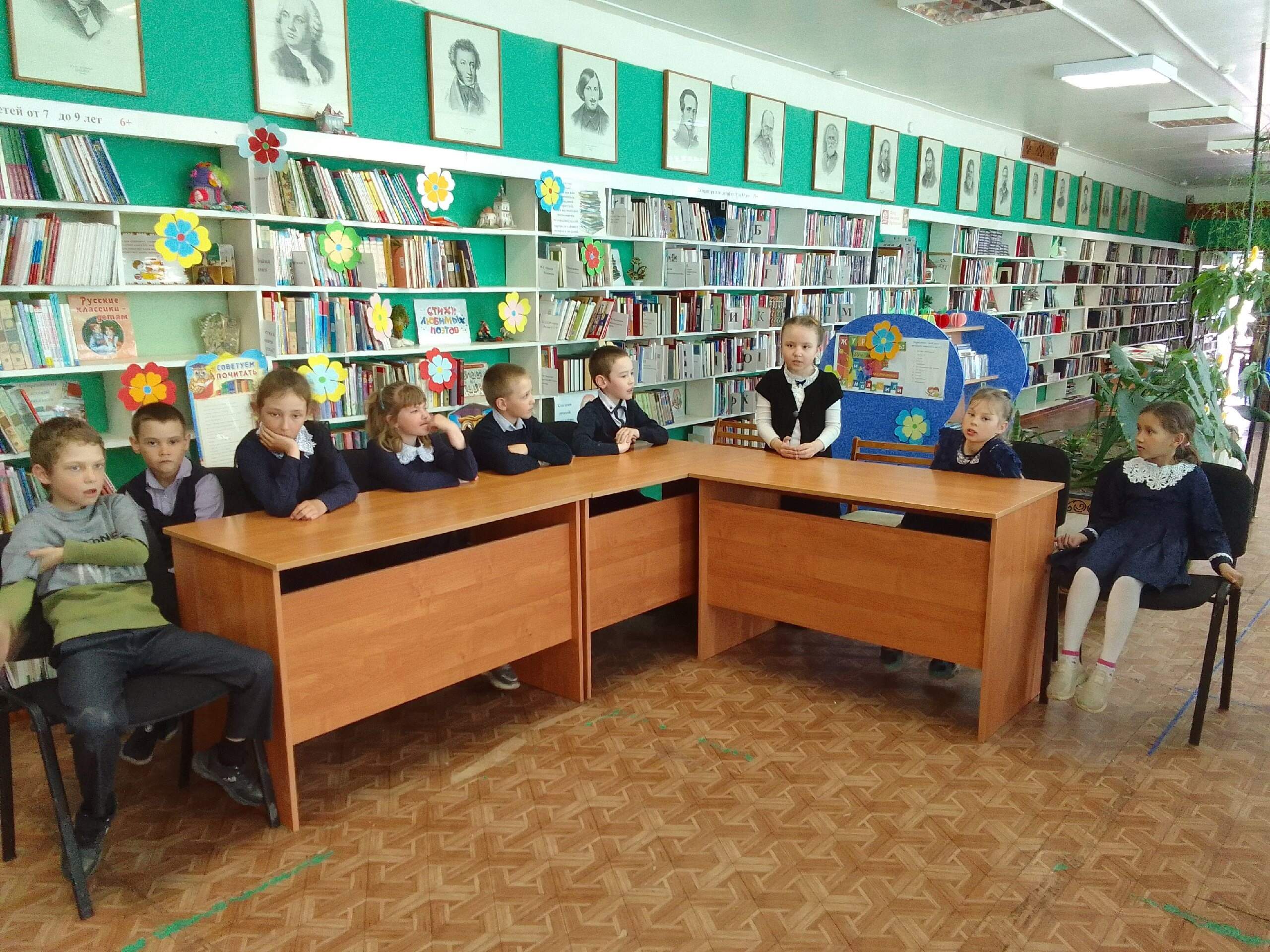 Первомайск. Час дружеского общения «Земля людей – земля языков и культур»