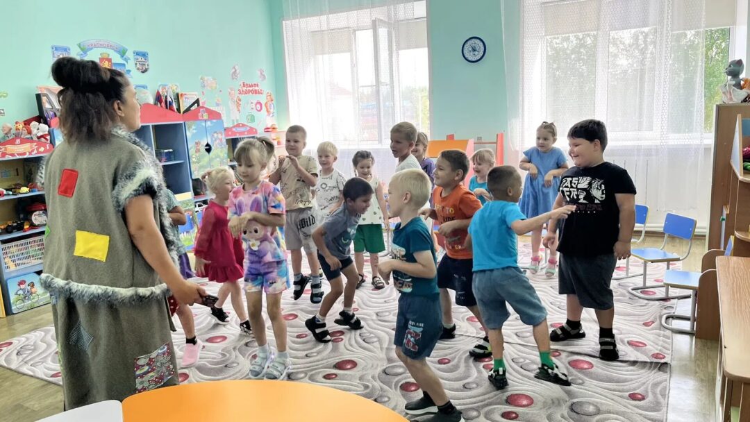 Литературное путешествие «В дружбе с книгой пролетело лето»